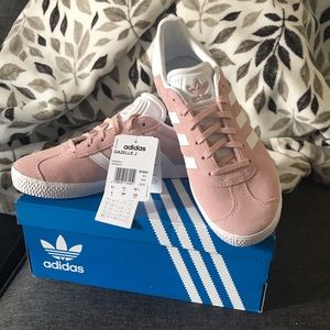 Adidas Women Gazelle Sneakers